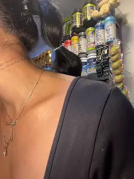 Valentina cartier online show from March 21, 2026, 8:19 am