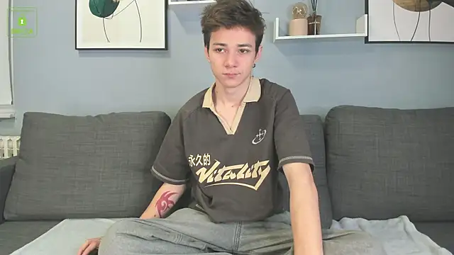 Snapshot of Viego_Pattel chatting on October 4, 2025, 4:19 pm Viego Pattel online show from October 4, 2025, 4:19 pm