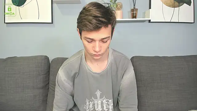 Snapshot of Viego_Pattel chatting on October 31, 2025, 5:31 pm Viego Pattel online show from October 31, 2025, 5:31 pm