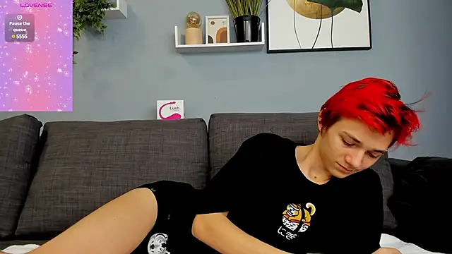 Snapshot of Viego_Pattel chatting on December 25, 2024, 5:37 pm Viego Pattel online show from December 25, 2024, 5:37 pm