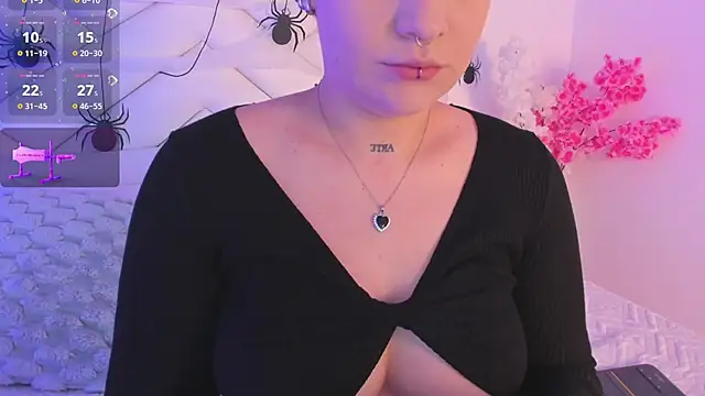 Snapshot of aurora_sweet2 chatting on October 25, 2025, 6:30 pm aurora sweet2 online show from October 25, 2025, 6:30 pm