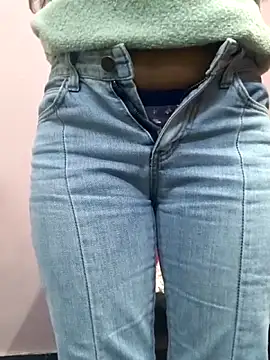 Snapshot of Ananya_34 chatting on February 18, 2026, 3:37 am Ananya 34 online show from February 18, 2026, 3:37 am