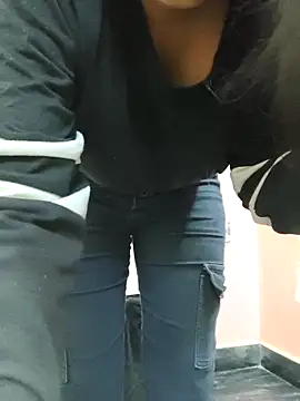 Snapshot of Ananya_34 chatting on February 2, 2026, 3:49 am Ananya 34 online show from February 2, 2026, 3:49 am