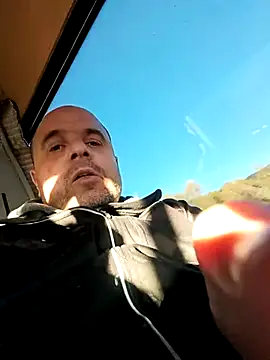 Snapshot of ChristianMouth chatting on October 18, 2025, 2:52 pm ChristianMouth online show from October 18, 2025, 2:52 pm