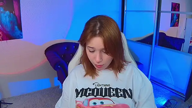 Snapshot of Eridabytrend chatting on October 29, 2025, 12:15 pm Eridabytrend online show from October 29, 2025, 12:15 pm