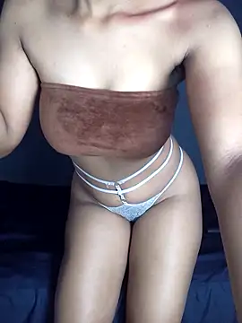 Snapshot of lisa_larry88 chatting on December 16, 2025, 3:22 am lisa larry88 online show from December 16, 2025, 3:22 am