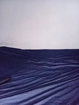 Snapshot of lisa_larry88 chatting on November 17, 2025, 5:00 am lisa larry88 online show from November 17, 2025, 5:00 am