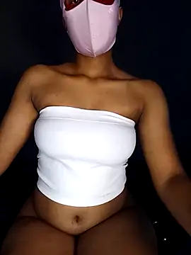 Snapshot of lisa_larry88 chatting on December 21, 2025, 3:41 am lisa larry88 online show from December 21, 2025, 3:41 am