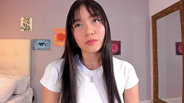 Maia W10 online show from May 29, 2026, 12:11 pm