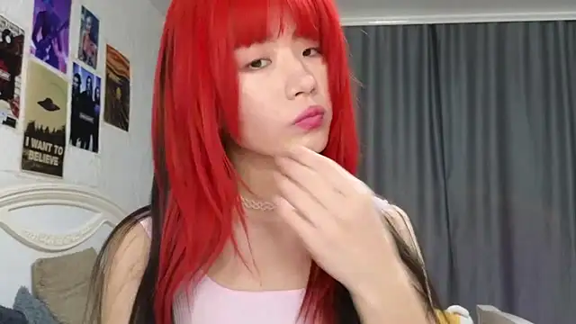 E v E  online show from February 1, 2025, 6:10 am