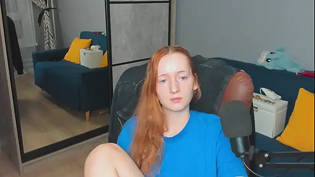 OddlyFamiliar online show from September 23, 2025, 3:52 pm