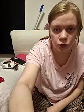 Snapshot of rose_bunny chatting on January 5, 2025, 11:55 pm rose bunny online show from January 5, 2025, 11:55 pm