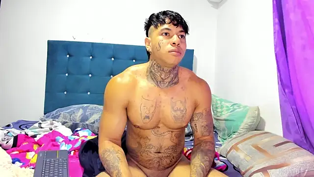 daamonxxx19 online show from February 13, 2026, 11:05 pm