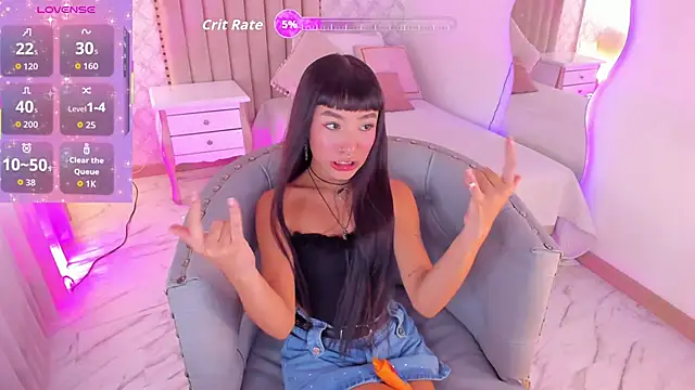 Candy5Girl online show from October 18, 2025, 7:38 pm