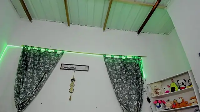 Snapshot of megan_100 chatting on September 25, 2025, 7:09 pm megan 100 online show from September 25, 2025, 7:09 pm