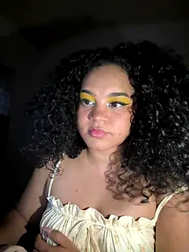 Snapshot of Lucy_wilson5 chatting on September 22, 2025, 2:17 am Lucy wilson5 online show from September 22, 2025, 2:17 am
