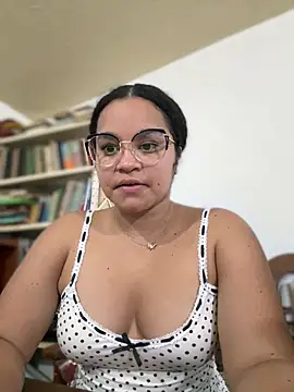 Lucy wilson5 online show from February 9, 2026, 2:53 am