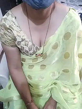 Snapshot of aliseanu chatting on February 14, 2025, 10:28 am aliseanu online show from February 14, 2025, 10:28 am