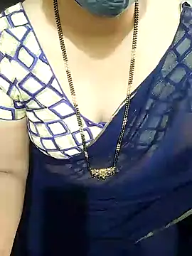 Snapshot of aliseanu chatting on February 11, 2025, 5:47 am aliseanu online show from February 11, 2025, 5:47 am