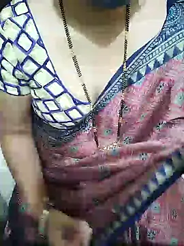 Snapshot of aliseanu chatting on February 5, 2025, 12:06 pm aliseanu online show from February 5, 2025, 12:06 pm