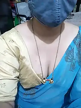 Snapshot of aliseanu chatting on February 20, 2025, 12:36 pm aliseanu online show from February 20, 2025, 12:36 pm