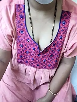 Snapshot of aliseanu chatting on October 25, 2025, 6:41 pm aliseanu online show from October 25, 2025, 6:41 pm