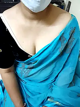 Snapshot of aliseanu chatting on March 8, 2025, 5:22 pm aliseanu online show from March 8, 2025, 5:22 pm