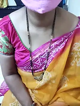 Snapshot of aliseanu chatting on October 14, 2025, 4:51 pm aliseanu online show from October 14, 2025, 4:51 pm