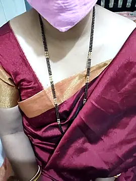 Snapshot of aliseanu chatting on October 12, 2025, 8:48 am aliseanu online show from October 12, 2025, 8:48 am