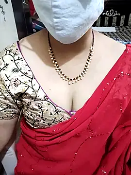 Snapshot of aliseanu chatting on March 14, 2025, 5:59 am aliseanu online show from March 14, 2025, 5:59 am