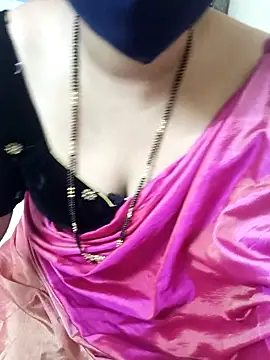 Snapshot of aliseanu chatting on November 2, 2025, 6:51 am aliseanu online show from November 2, 2025, 6:51 am