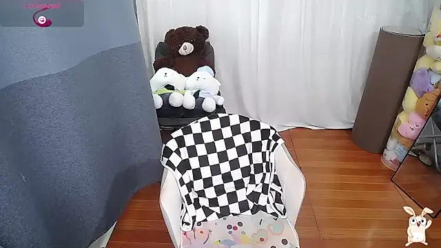 Snapshot of CN-Doudou chatting on October 10, 2025, 2:23 am CN-Doudou online show from October 10, 2025, 2:23 am