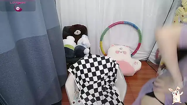 Snapshot of CN-Doudou chatting on October 16, 2025, 3:26 am CN-Doudou online show from October 16, 2025, 3:26 am