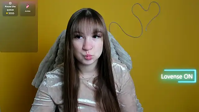 Evelina GG online show from November 17, 2025, 6:39 am