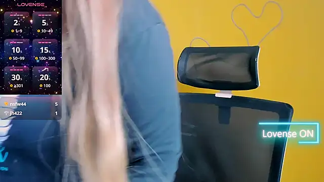 Evelina GG online show from December 22, 2025, 6:35 am