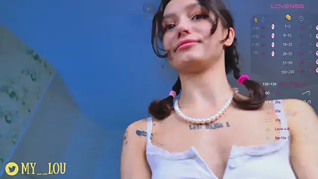 Snapshot of MyLou_ chatting on October 4, 2025, 3:13 pm MyLou online show from October 4, 2025, 3:13 pm