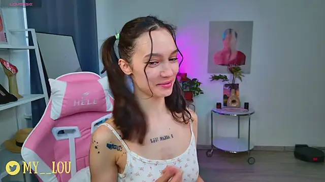 MyLou  online show from April 7, 2026, 3:03 pm