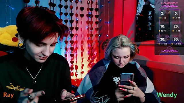 Snapshot of Ray-Taylor chatting on February 22, 2025, 10:52 pm Ray-Taylor online show from February 22, 2025, 10:52 pm