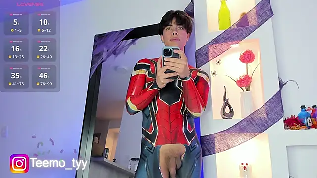 Snapshot of teemotwink chatting on October 11, 2025, 10:11 pm teemotwink online show from October 11, 2025, 10:11 pm