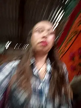 samy-blonde online show from February 25, 2026, 1:11 pm