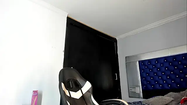 Snapshot of La_Perversa69 chatting on September 30, 2025, 7:42 pm La Perversa69 online show from September 30, 2025, 7:42 pm