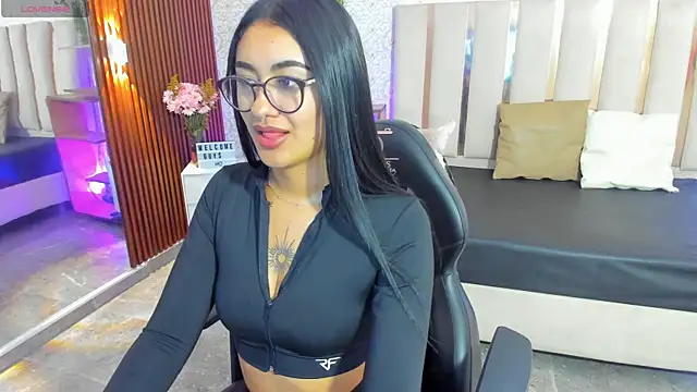 Moonshine tay online show from September 10, 2025, 7:24 pm