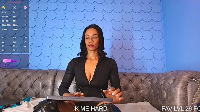 sashamonroe   online show from February 21, 2025, 10:28 am
