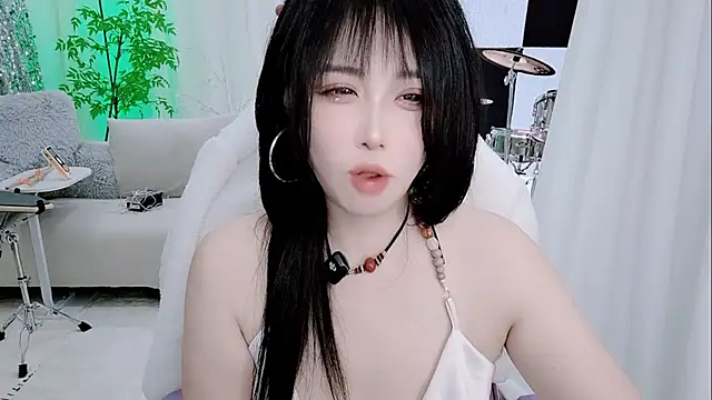 Vaness-a online show from November 28, 2025, 6:30 pm