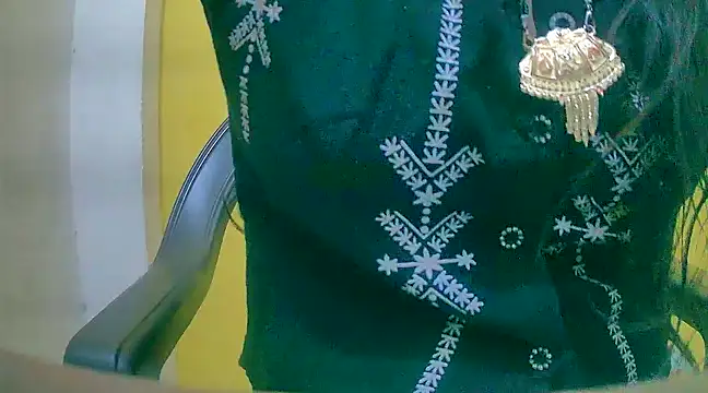 Snapshot of LOVE-SUSHILA chatting on February 16, 2025, 2:20 am LOVE-SUSHILA online show from February 16, 2025, 2:20 am