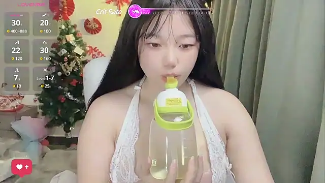 weina66 online show from March 5, 2025, 10:21 pm