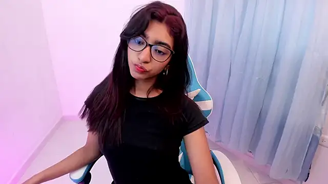 veronica 06 online show from February 7, 2025, 2:47 pm