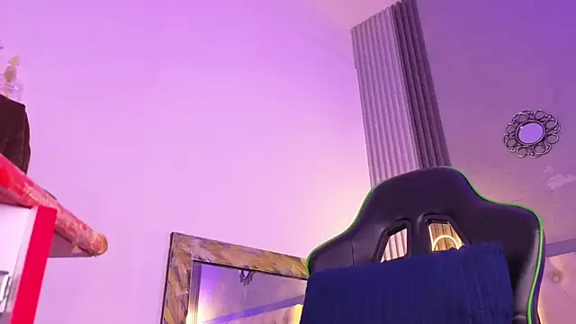 alexa andherson online show from October 4, 2025, 7:15 pm