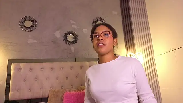 alexa andherson online show from September 20, 2025, 7:19 pm