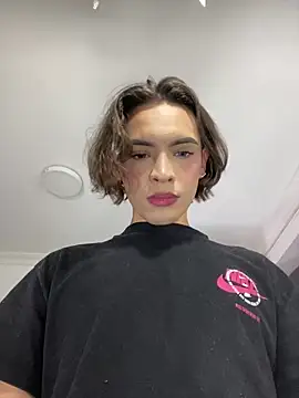 Snapshot of miss_Ari chatting on January 3, 2025, 10:51 pm miss Ari online show from January 3, 2025, 10:51 pm